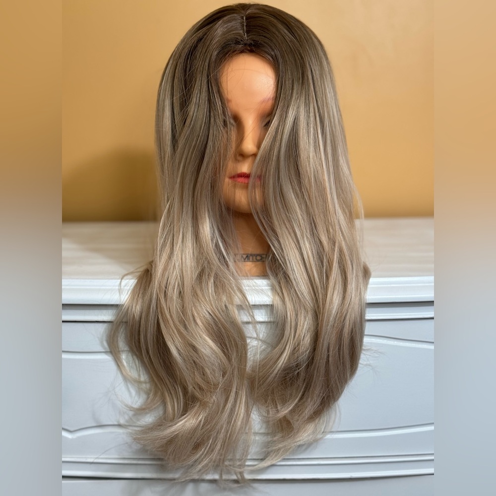 Ombré Long Blonde Hair Wig - Synthetic, ~18 inches